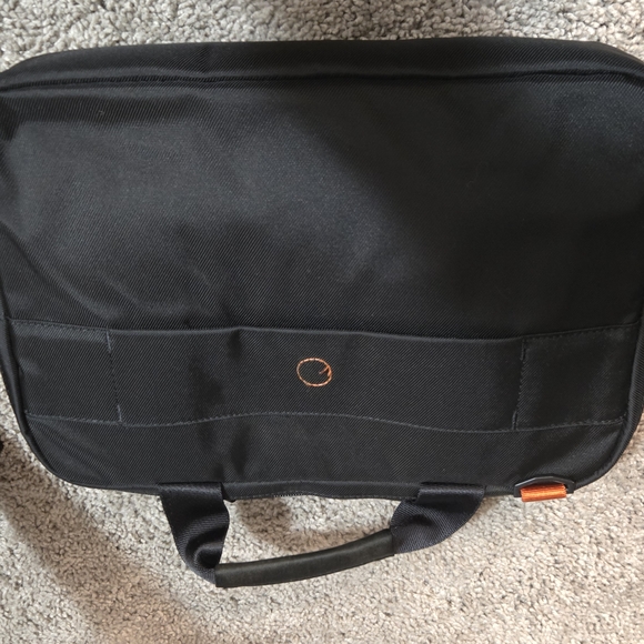 Briggs And Riley Laptop Bag - Picture 5 of 5